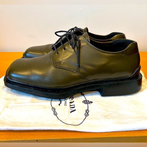 Vintage PRADA Mens Oxford shoe - Picture 1 of 6